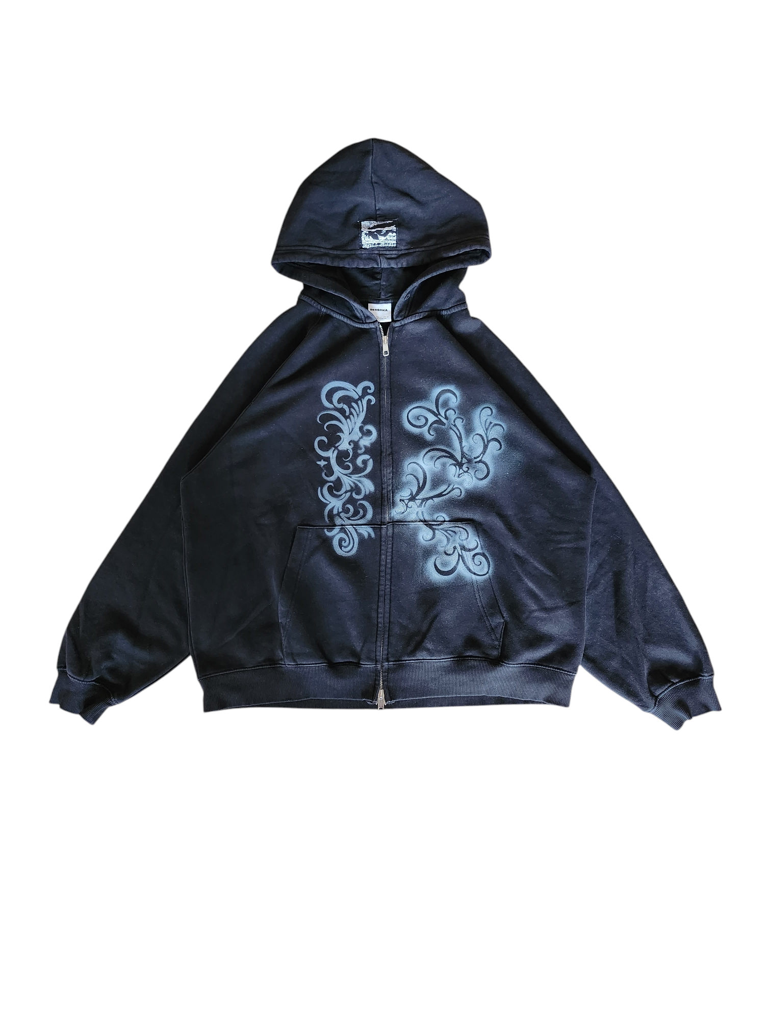 Czarna rozpinana bluza custom cybersigilism bershka