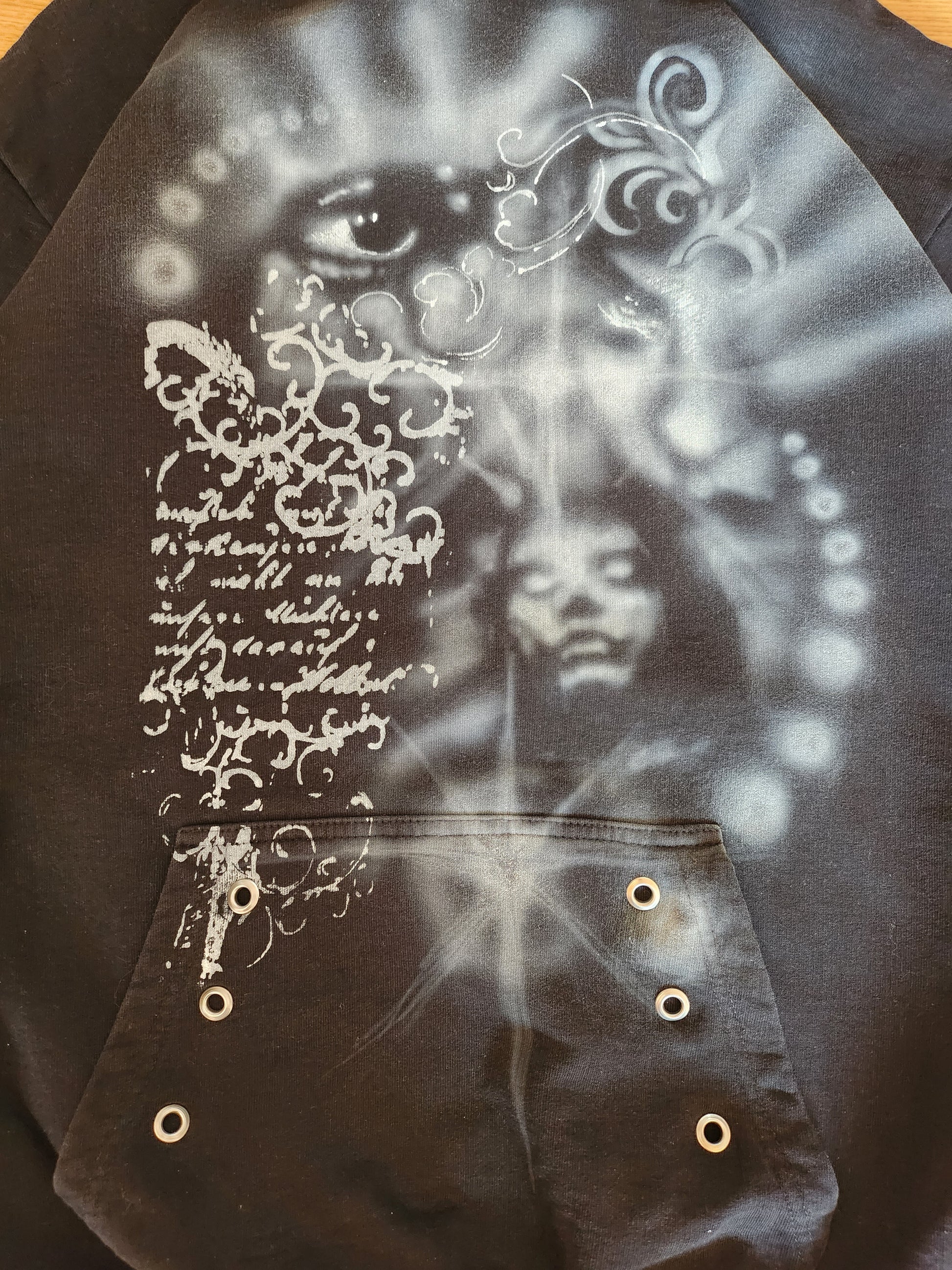 Czarna bluza custom cybersigilism